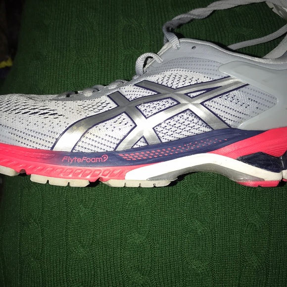 ASICS - Picture 5 of 7